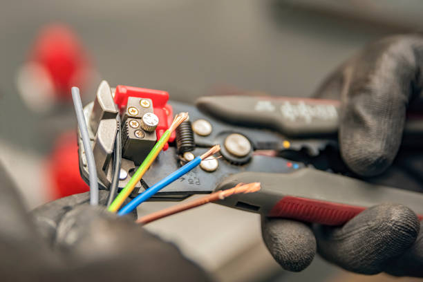 Best Industrial Electrical Services  in Saukville, WI